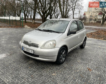 Сірий Тойота Яріс, об'ємом двигуна 1.3 л та пробігом 239 тис. км за 2550 $, фото 1 на Automoto.ua