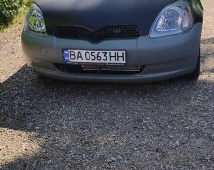 Сірий Тойота Яріс, об'ємом двигуна 1.3 л та пробігом 129 тис. км за 2999 $, фото 1 на Automoto.ua