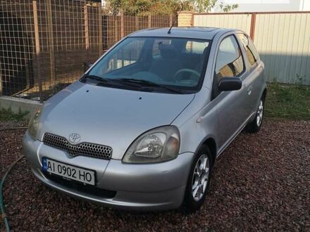 Тойота Яріс 2001 у Києві на Automoto.ua Сірий Тойота Яріс, об'ємом двигуна 0 л та пробігом 185 тис. км за 5200 $, фото 1 на Automoto.ua