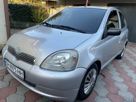 Сірий Тойота Яріс, об'ємом двигуна 1.3 л та пробігом 163 тис. км за 4500 $, фото 1 на Automoto.ua