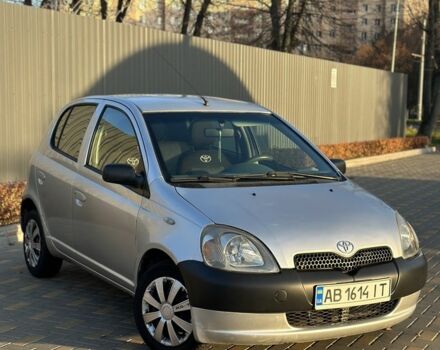 Серый Тойота Ярис, объемом двигателя 1 л и пробегом 212 тыс. км за 2999 $, фото 1 на Automoto.ua