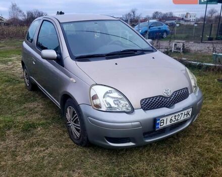 Серый Тойота Ярис, объемом двигателя 1 л и пробегом 223 тыс. км за 3000 $, фото 1 на Automoto.ua