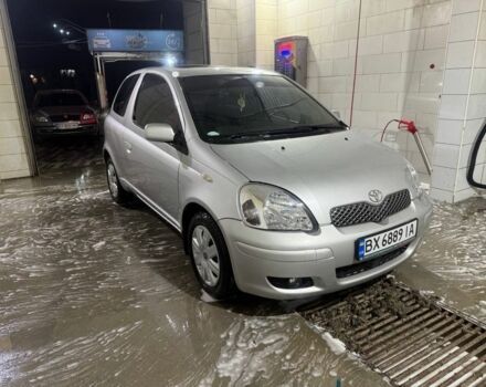 Серый Тойота Ярис, объемом двигателя 1 л и пробегом 135 тыс. км за 4500 $, фото 1 на Automoto.ua