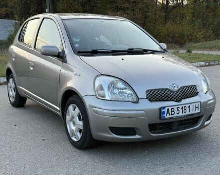 Серый Тойота Ярис, объемом двигателя 1 л и пробегом 1 тыс. км за 4137 $, фото 1 на Automoto.ua