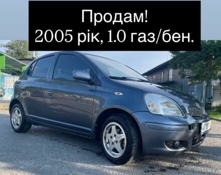 Серый Тойота Ярис, объемом двигателя 1 л и пробегом 140 тыс. км за 3100 $, фото 1 на Automoto.ua