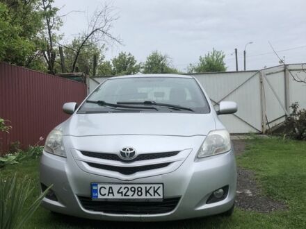 Тойота Ярис 2006 в Черкассах на Automoto.ua Серый Тойота Ярис, объемом двигателя 1.3 л и пробегом 240 тыс. км за 5334 $, фото 1 на Automoto.ua