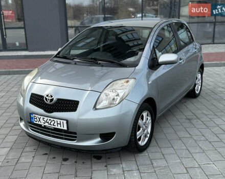 Сірий Тойота Яріс, об'ємом двигуна 1.4 л та пробігом 234 тис. км за 5700 $, фото 1 на Automoto.ua