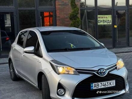 Сірий Тойота Яріс, об'ємом двигуна 1.5 л та пробігом 220 тис. км за 10200 $, фото 1 на Automoto.ua