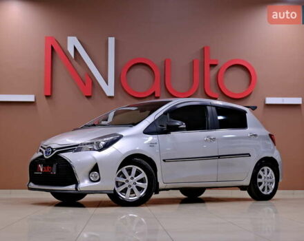 Сірий Тойота Яріс, об'ємом двигуна 1.5 л та пробігом 148 тис. км за 11900 $, фото 1 на Automoto.ua