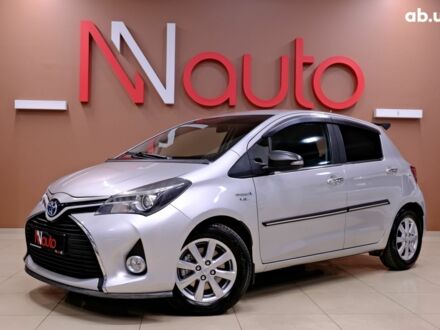 Серый Тойота Ярис, объемом двигателя 1.5 л и пробегом 148 тыс. км за 11900 $, фото 1 на Automoto.ua