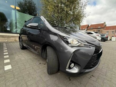 Тойота Ярис 2019 в Чернигове на Automoto.ua Серый Тойота Ярис, объемом двигателя 1 л и пробегом 43 тыс. км за 5600 $, фото 1 на Automoto.ua