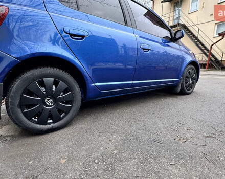 Синий Тойота Ярис, объемом двигателя 1 л и пробегом 261 тыс. км за 3300 $, фото 3 на Automoto.ua