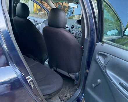 Синий Тойота Ярис, объемом двигателя 1 л и пробегом 356 тыс. км за 2800 $, фото 9 на Automoto.ua