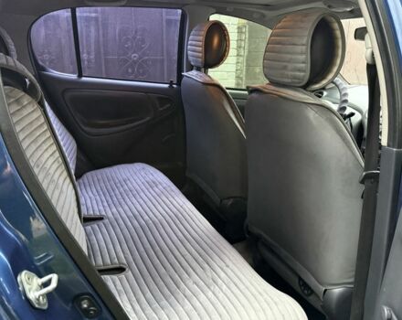 Синий Тойота Ярис, объемом двигателя 1 л и пробегом 180 тыс. км за 2300 $, фото 16 на Automoto.ua