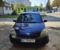 Синий Тойота Ярис, объемом двигателя 1 л и пробегом 300 тыс. км за 2800 $, фото 1 на Automoto.ua