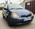 Синий Тойота Ярис, объемом двигателя 1 л и пробегом 180 тыс. км за 2300 $, фото 2 на Automoto.ua