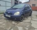 Синий Тойота Ярис, объемом двигателя 1.3 л и пробегом 193 тыс. км за 2400 $, фото 1 на Automoto.ua