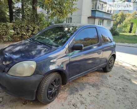 Синий Тойота Ярис, объемом двигателя 1 л и пробегом 300 тыс. км за 2800 $, фото 3 на Automoto.ua