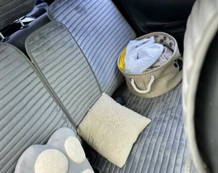 Синий Тойота Ярис, объемом двигателя 1 л и пробегом 260 тыс. км за 2700 $, фото 4 на Automoto.ua