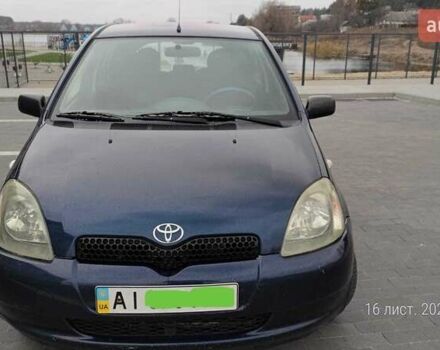 Синий Тойота Ярис, объемом двигателя 1 л и пробегом 270 тыс. км за 5200 $, фото 90 на Automoto.ua
