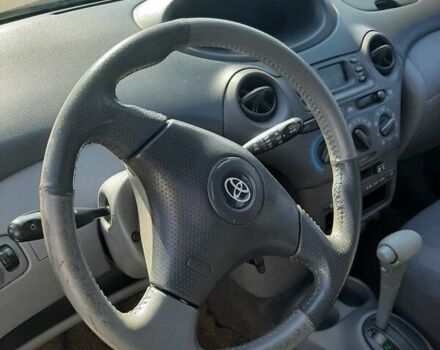 Синий Тойота Ярис, объемом двигателя 1.3 л и пробегом 170 тыс. км за 4500 $, фото 6 на Automoto.ua