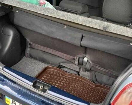 Синий Тойота Ярис, объемом двигателя 1 л и пробегом 270 тыс. км за 5200 $, фото 28 на Automoto.ua