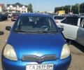 Синий Тойота Ярис, объемом двигателя 1.3 л и пробегом 170 тыс. км за 4500 $, фото 1 на Automoto.ua