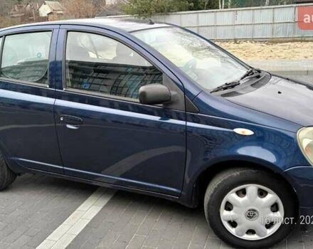 Синий Тойота Ярис, объемом двигателя 1 л и пробегом 270 тыс. км за 5200 $, фото 3 на Automoto.ua