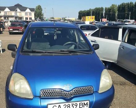 Синий Тойота Ярис, объемом двигателя 1.3 л и пробегом 170 тыс. км за 4500 $, фото 4 на Automoto.ua
