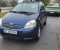 Синій Тойота Яріс, об'ємом двигуна 1 л та пробігом 166 тис. км за 3700 $, фото 1 на Automoto.ua