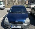Синий Тойота Ярис, объемом двигателя 1 л и пробегом 226 тыс. км за 2950 $, фото 1 на Automoto.ua