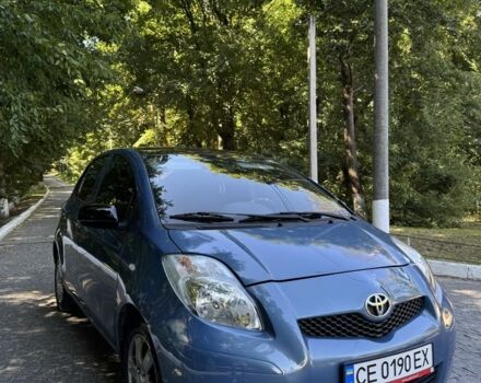 Синий Тойота Ярис, объемом двигателя 1.3 л и пробегом 200 тыс. км за 5500 $, фото 1 на Automoto.ua