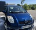 Синій Тойота Яріс, об'ємом двигуна 1 л та пробігом 176 тис. км за 6000 $, фото 1 на Automoto.ua