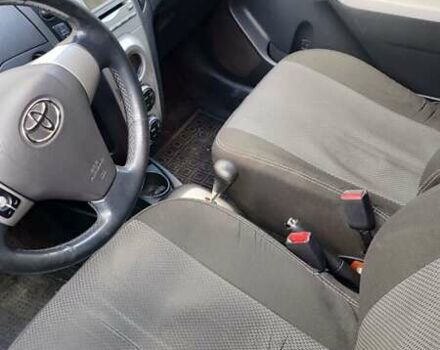 Тойота Яріс 2006 у Одесі на Automoto.ua Синій Тойота Яріс, об'ємом двигуна 1.3 л та пробігом 144 тис. км за 7000 $, фото 9 на Automoto.ua