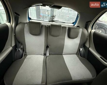 Синий Тойота Ярис, объемом двигателя 1.3 л и пробегом 144 тыс. км за 5999 $, фото 23 на Automoto.ua