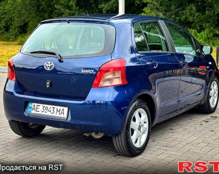 Тойота Яріс 2007 у Кам'янське (Дніпродзержинськ) на Automoto.ua Синій Тойота Яріс, об'ємом двигуна 1.4 л та пробігом 236 тис. км за 4300 $, фото 3 на Automoto.ua