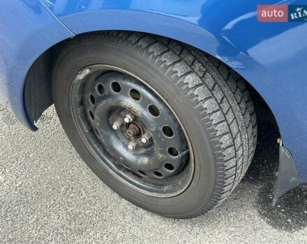 Тойота Ярис 2008 в Киеве на Automoto.ua Синий Тойота Ярис, объемом двигателя 1.3 л и пробегом 217 тыс. км за 5190 $, фото 11 на Automoto.ua