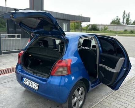 Синий Тойота Ярис, объемом двигателя 1.3 л и пробегом 256 тыс. км за 6000 $, фото 17 на Automoto.ua