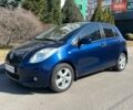 Синий Тойота Ярис, объемом двигателя 1.3 л и пробегом 170 тыс. км за 6500 $, фото 1 на Automoto.ua