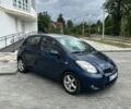Синий Тойота Ярис, объемом двигателя 1.3 л и пробегом 240 тыс. км за 3800 $, фото 1 на Automoto.ua