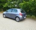 Синий Тойота Ярис, объемом двигателя 1 л и пробегом 166 тыс. км за 3900 $, фото 2 на Automoto.ua