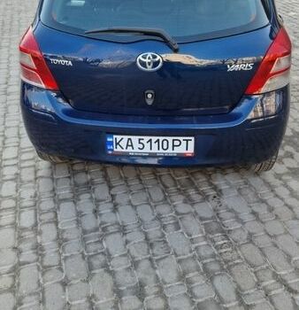 Синий Тойота Ярис, объемом двигателя 1 л и пробегом 200 тыс. км за 4600 $, фото 18 на Automoto.ua