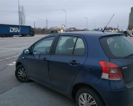 Синій Тойота Яріс, об'ємом двигуна 1 л та пробігом 195 тис. км за 4999 $, фото 7 на Automoto.ua