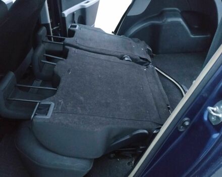 Синій Тойота Яріс, об'ємом двигуна 1 л та пробігом 195 тис. км за 4999 $, фото 18 на Automoto.ua