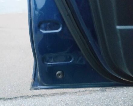 Синій Тойота Яріс, об'ємом двигуна 1 л та пробігом 195 тис. км за 4999 $, фото 19 на Automoto.ua