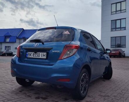 Синий Тойота Ярис, объемом двигателя 1 л и пробегом 144 тыс. км за 6800 $, фото 5 на Automoto.ua
