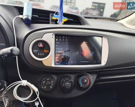 Синий Тойота Ярис, объемом двигателя 1 л и пробегом 144 тыс. км за 6800 $, фото 18 на Automoto.ua