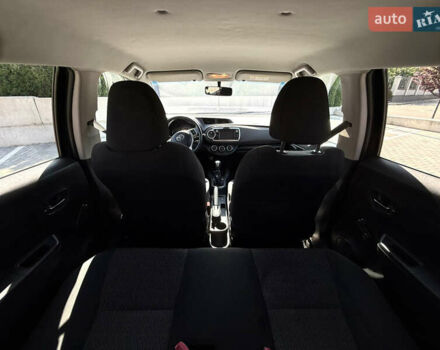 Тойота Яріс 2013 у Рівному на Automoto.ua Синій Тойота Яріс, об'ємом двигуна 1.4 л та пробігом 181 тис. км за 7500 $, фото 5 на Automoto.ua