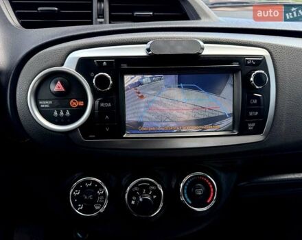 Синій Тойота Яріс, об'ємом двигуна 1.36 л та пробігом 184 тис. км за 7100 $, фото 5 на Automoto.ua