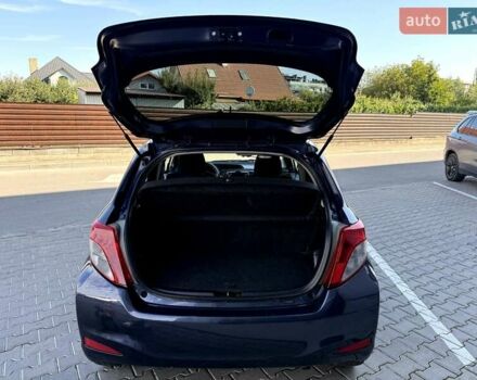 Синій Тойота Яріс, об'ємом двигуна 1.36 л та пробігом 184 тис. км за 7100 $, фото 7 на Automoto.ua